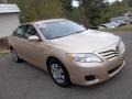 Sandy Beach Metallic - Camry LE Photo No. 3