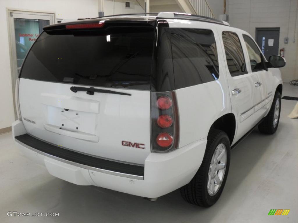 2007 Yukon Denali AWD - Summit White / Cocoa/Light Cashmere photo #4
