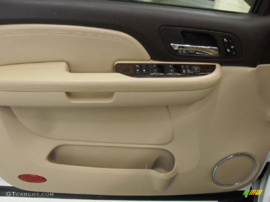 2007 Yukon Denali AWD - Summit White / Cocoa/Light Cashmere photo #10