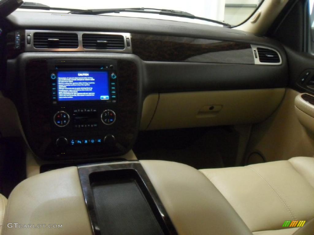 2007 Yukon Denali AWD - Summit White / Cocoa/Light Cashmere photo #22