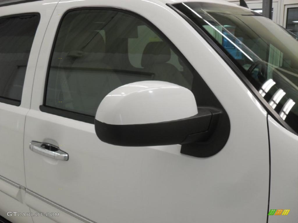 2007 Yukon Denali AWD - Summit White / Cocoa/Light Cashmere photo #31