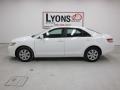 Super White - Camry LE Photo No. 32