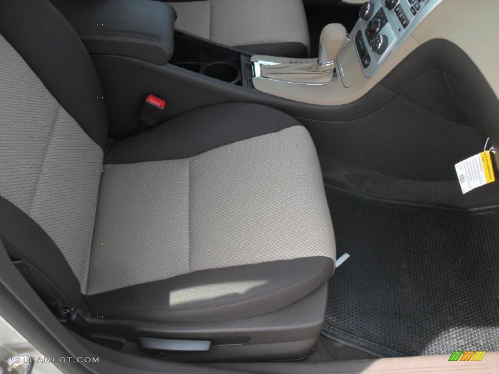 2011 Malibu LT - Gold Mist Metallic / Cocoa/Cashmere photo #18