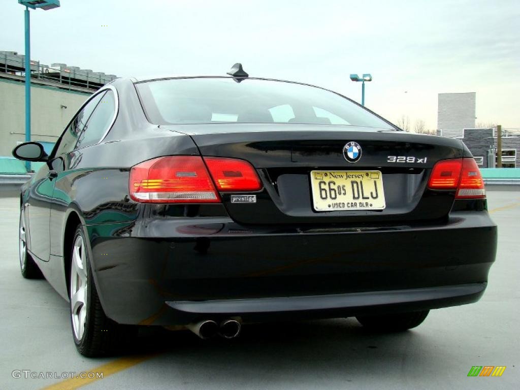 2008 3 Series 328xi Coupe - Black Sapphire Metallic / Black photo #19