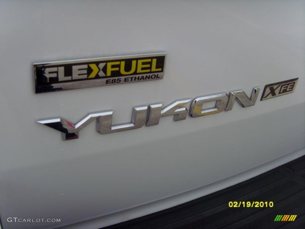 2009 GMC Yukon SLT Marks and Logos Photo #47918691