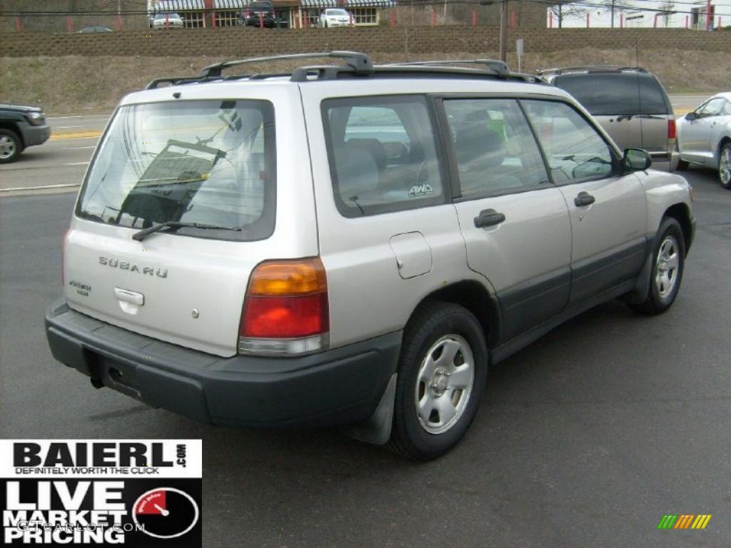 2000 Forester 2.5 L - Silverthorn Metallic / Gray photo #7