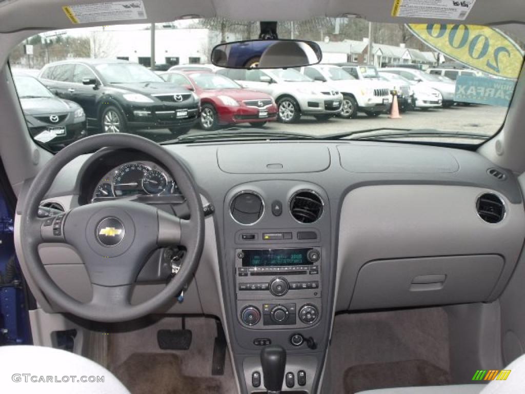 2006 HHR LT - Daytona Blue Metallic / Gray photo #19