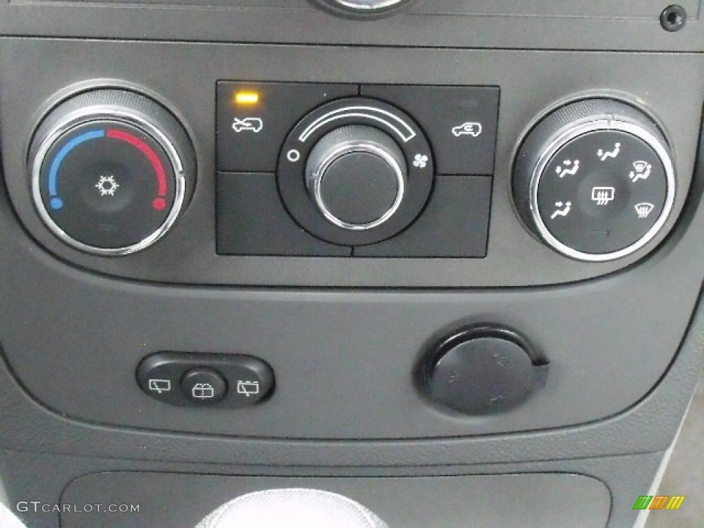 2006 HHR LT - Daytona Blue Metallic / Gray photo #24