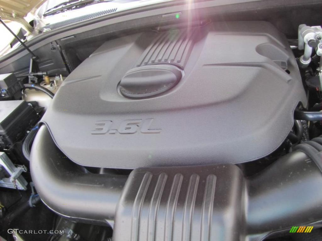 2011 Jeep Grand Cherokee Overland 4x4 3.6 Liter DOHC 24-Valve VVT V6 Engine Photo #47922315