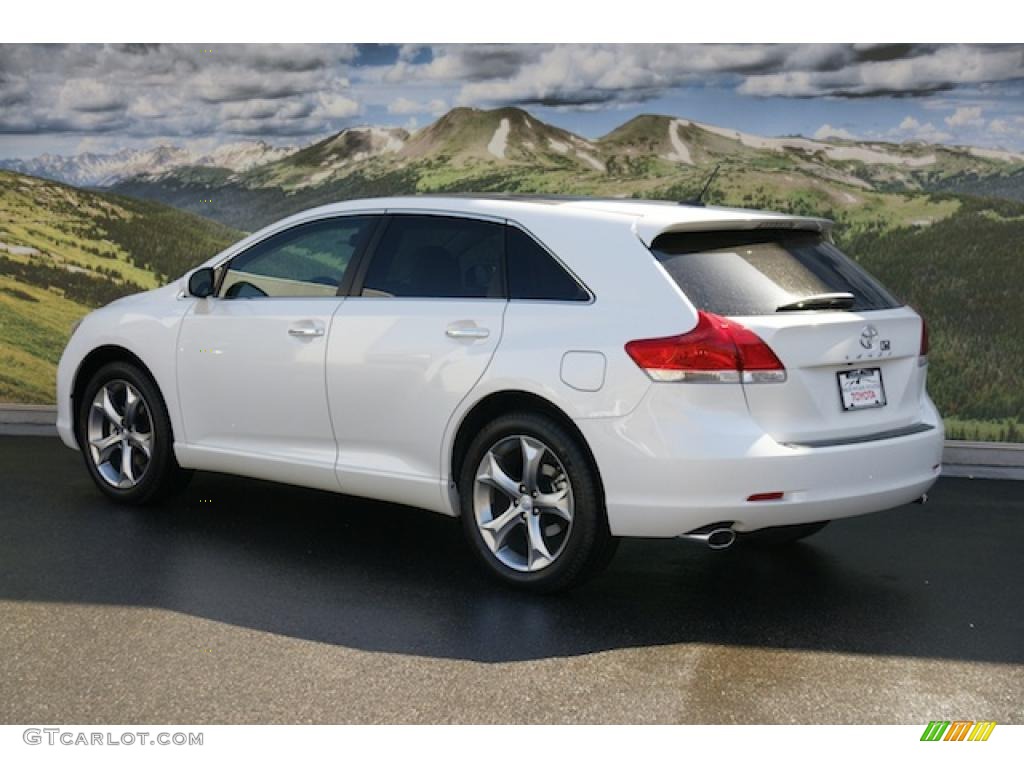 2011 Venza V6 AWD - Blizzard Pearl White / Ivory photo #3