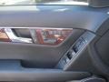 Black - C 300 4Matic Photo No. 11