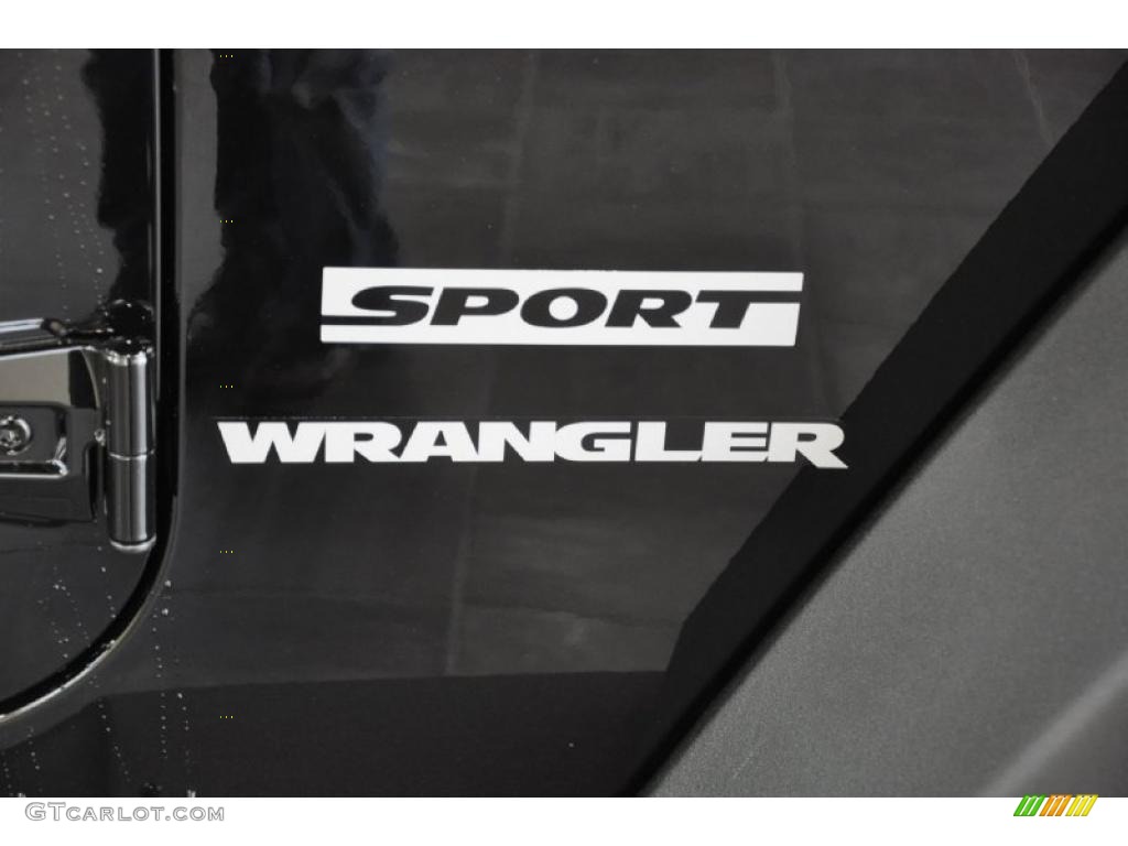 2011 Wrangler Sport S 4x4 - Black / Black photo #5