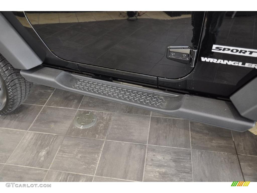 2011 Wrangler Sport S 4x4 - Black / Black photo #6