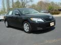 Black - Camry LE Photo No. 7