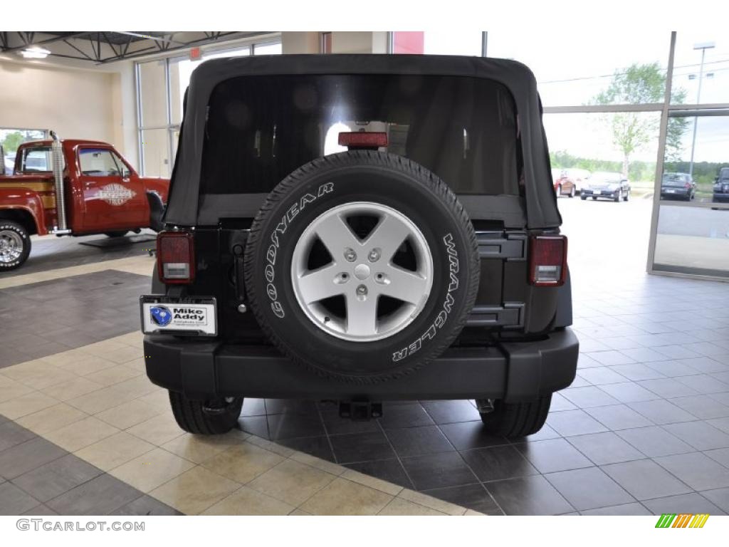 2011 Wrangler Sport S 4x4 - Black / Black photo #8