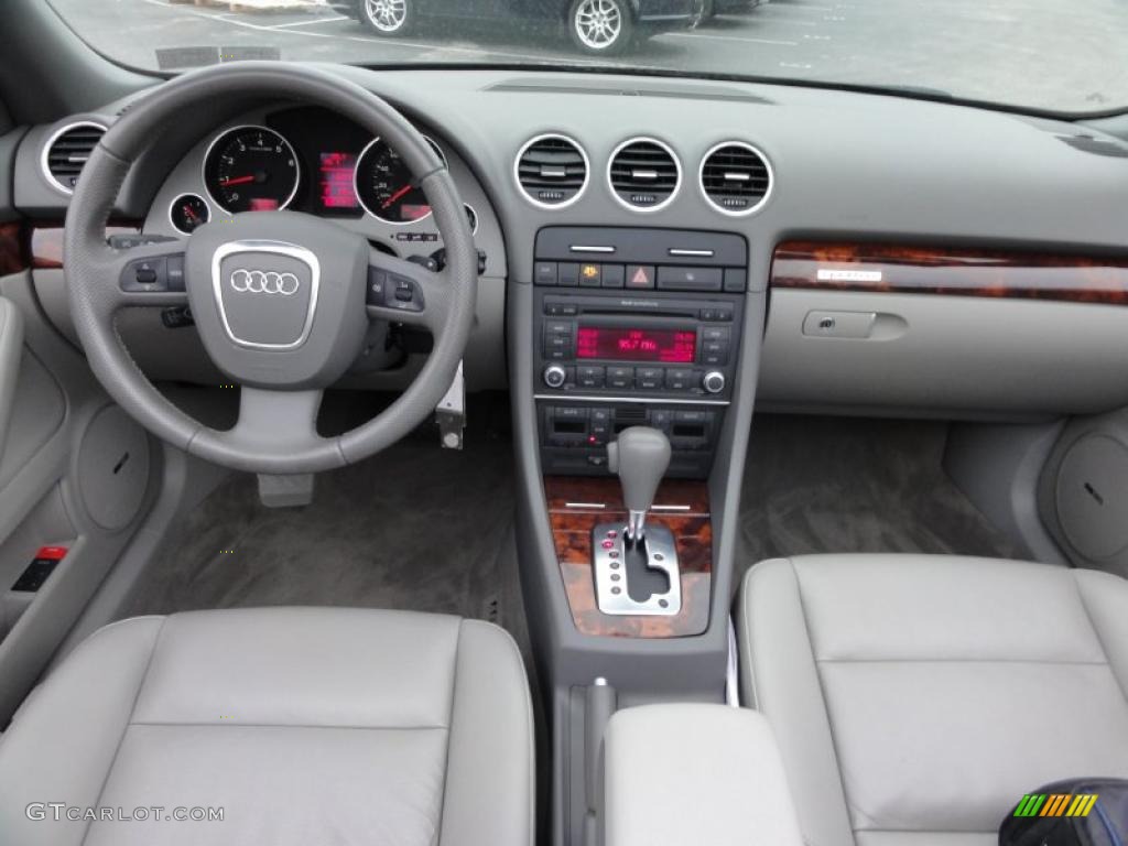 2007 Audi A4 3.2 quattro Cabriolet Platinum Dashboard Photo #47930787