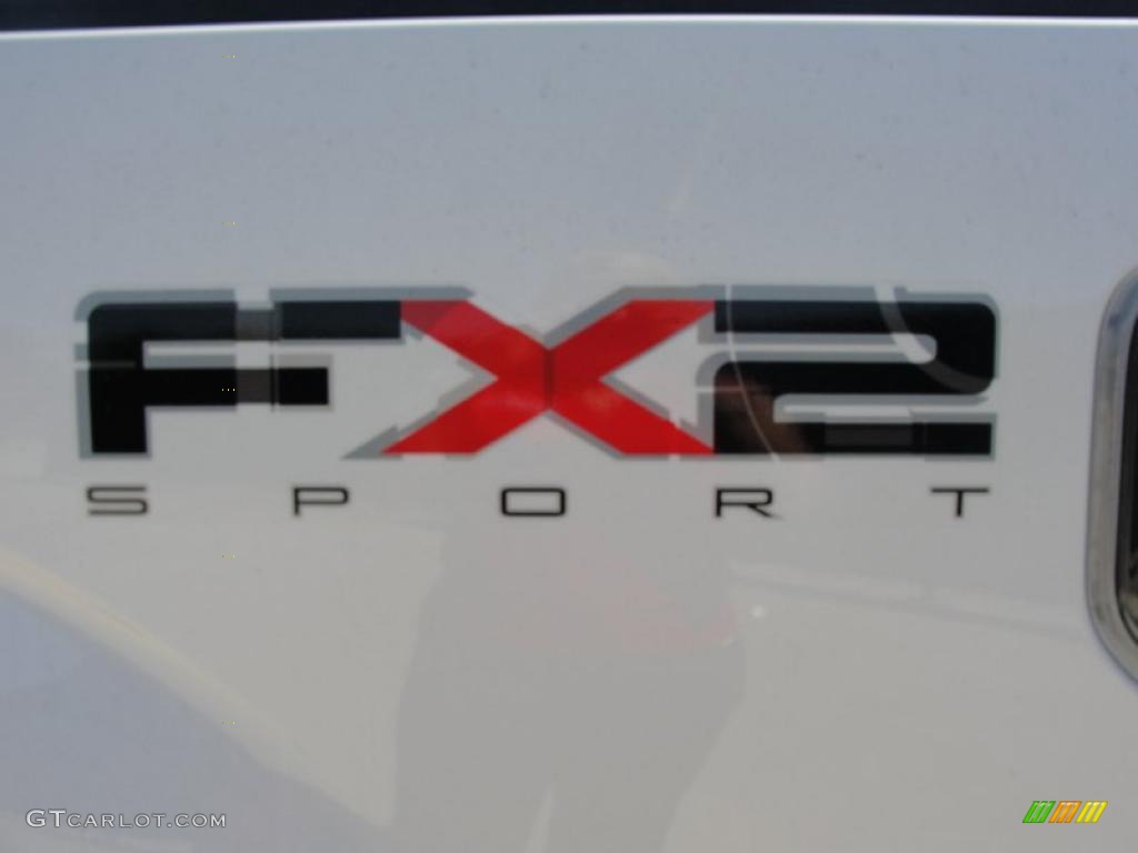 2011 F150 FX2 SuperCrew - Oxford White / Black photo #19