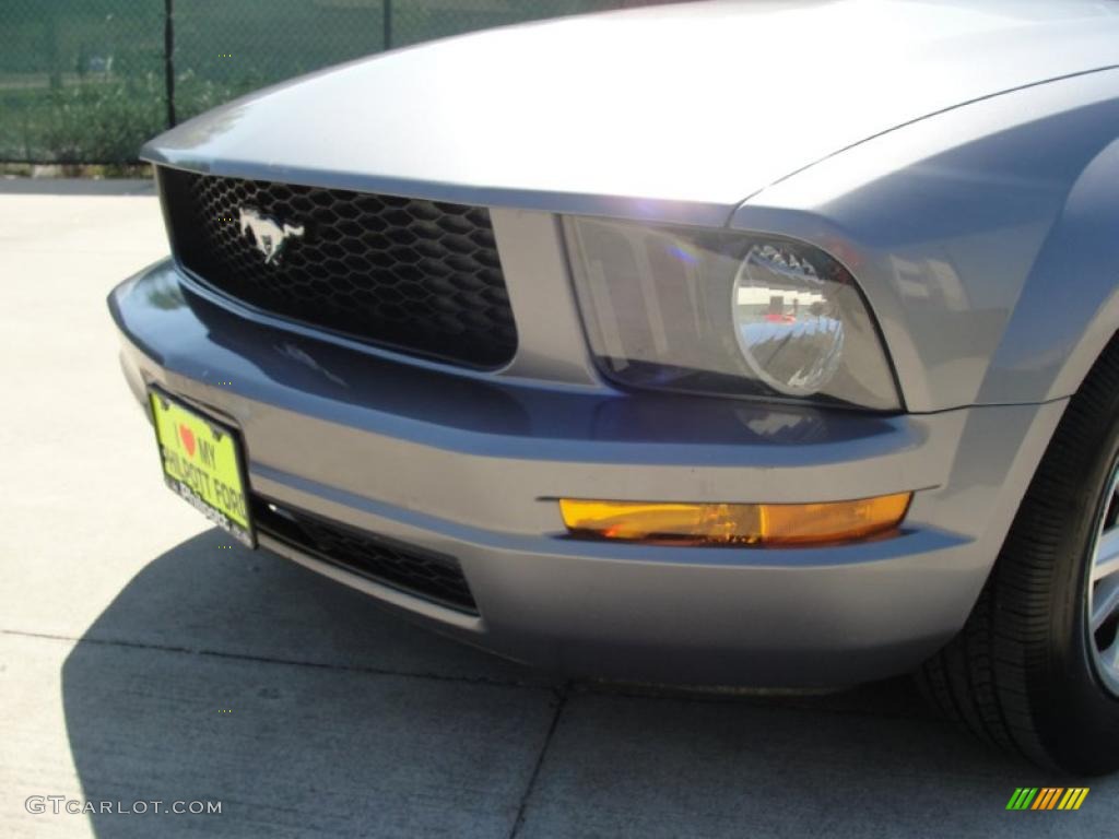 2007 Mustang V6 Deluxe Coupe - Tungsten Grey Metallic / Light Graphite photo #12
