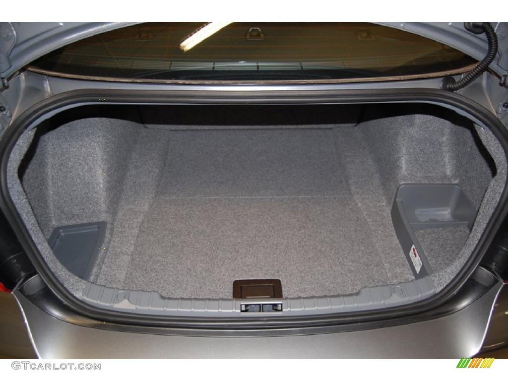 2011 BMW 3 Series 328i Sedan Trunk Photo #47938245