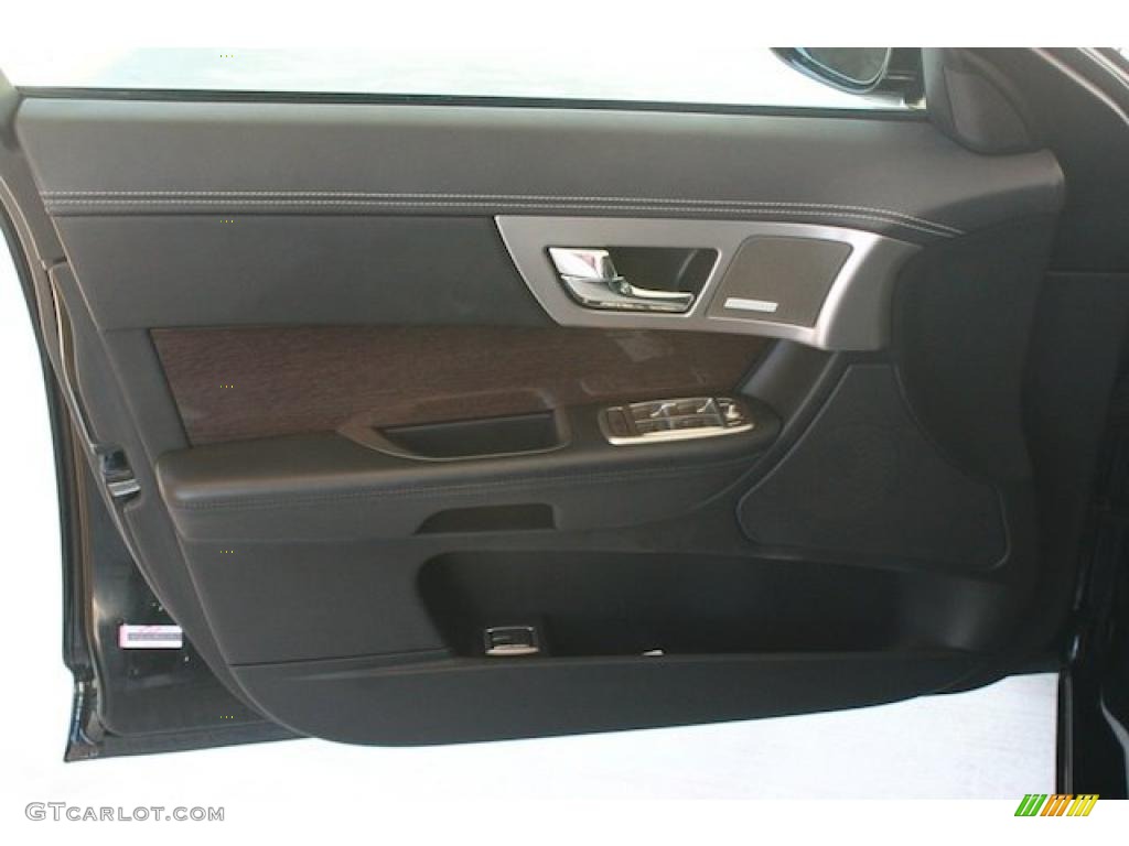 2010 Jaguar XF XF Supercharged Sedan Warm Charcoal Door Panel Photo #47939108