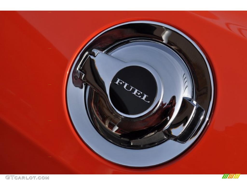 2009 Dodge Challenger SRT8 Controls Photo #47939484