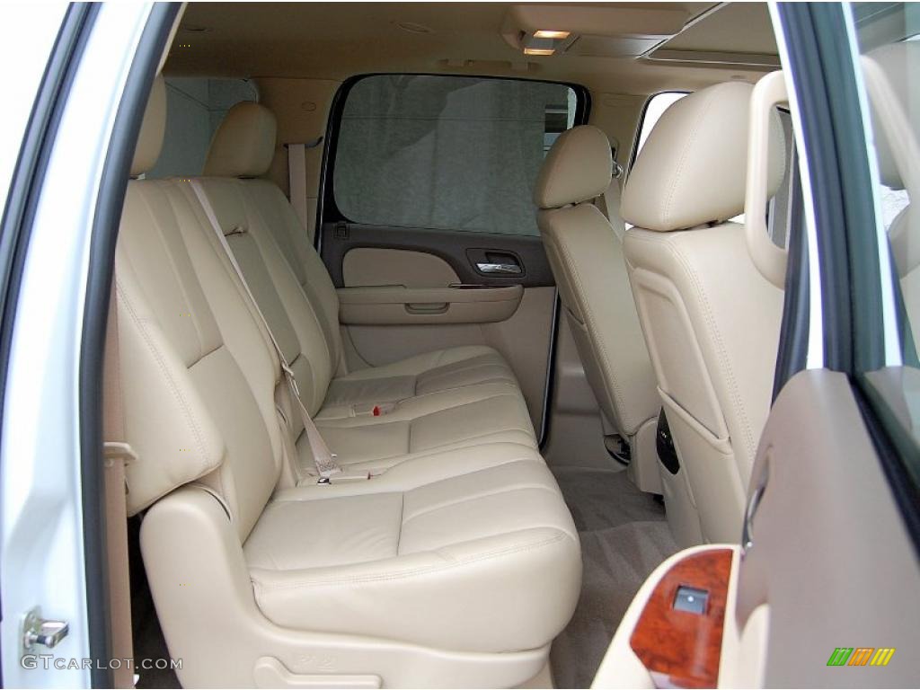 Light Tan Interior 2011 GMC Yukon XL SLT 4x4 Photo #47940321