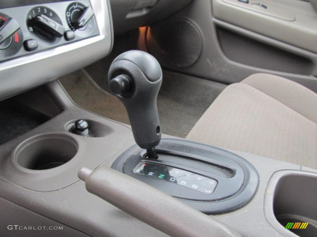 2004 Stratus SXT Coupe - Deep Red Pearlcoat / Dark Taupe/Medium Taupe photo #13