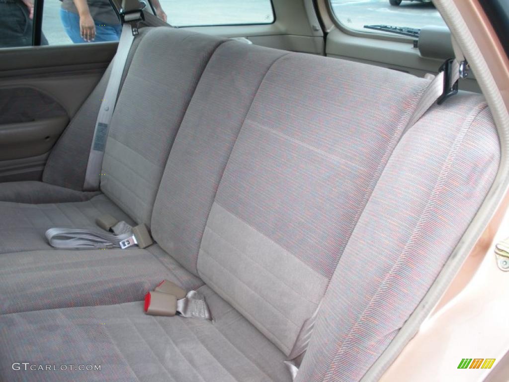 1994 Escort LX Wagon - Tucson Bronze Metallic / Tan photo #14