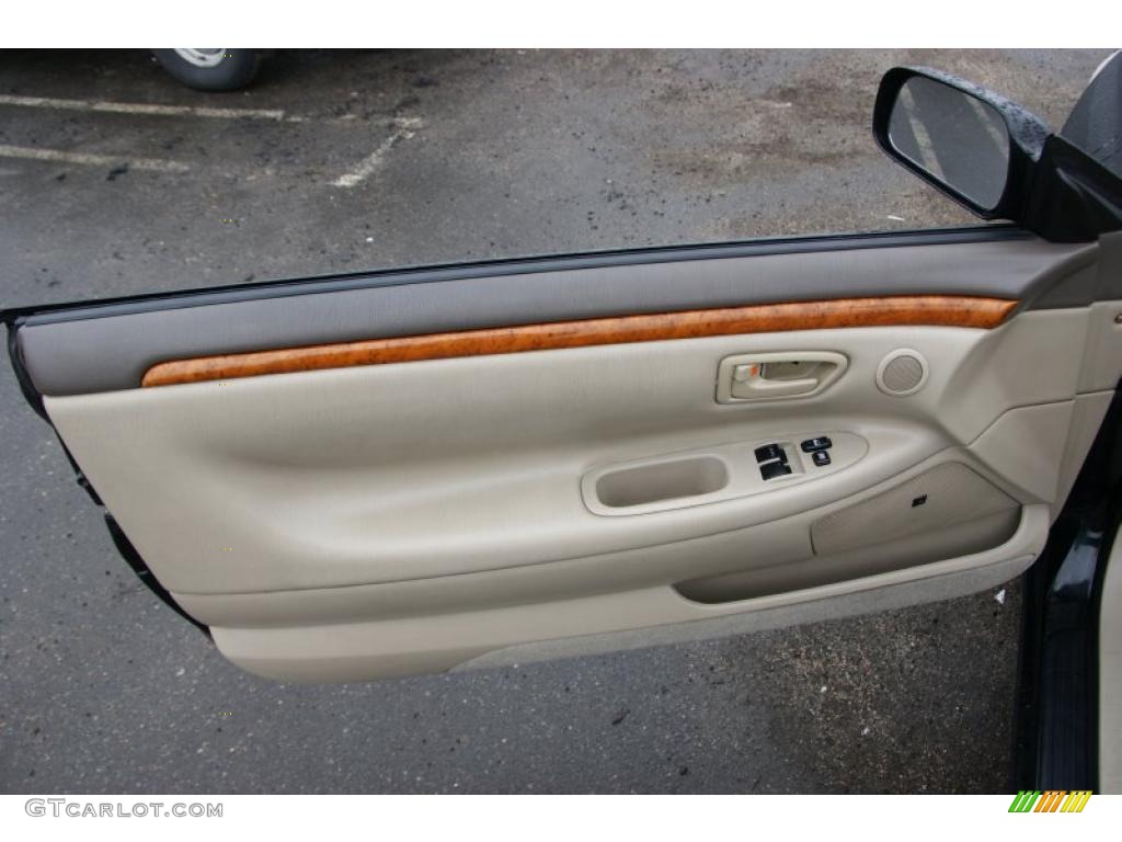 2002 Toyota Solara SE Convertible Door Panel Photos