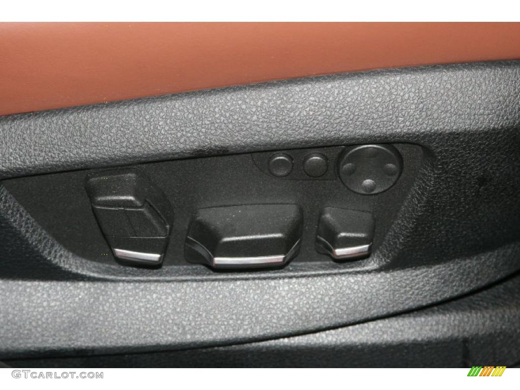 2011 BMW 5 Series 535i Gran Turismo Controls Photo #47943486