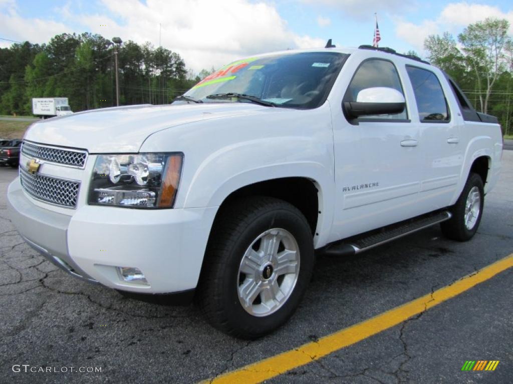 2011 Avalanche Z71 4x4 - Summit White / Dark Cashmere/Light Cashmere photo #3