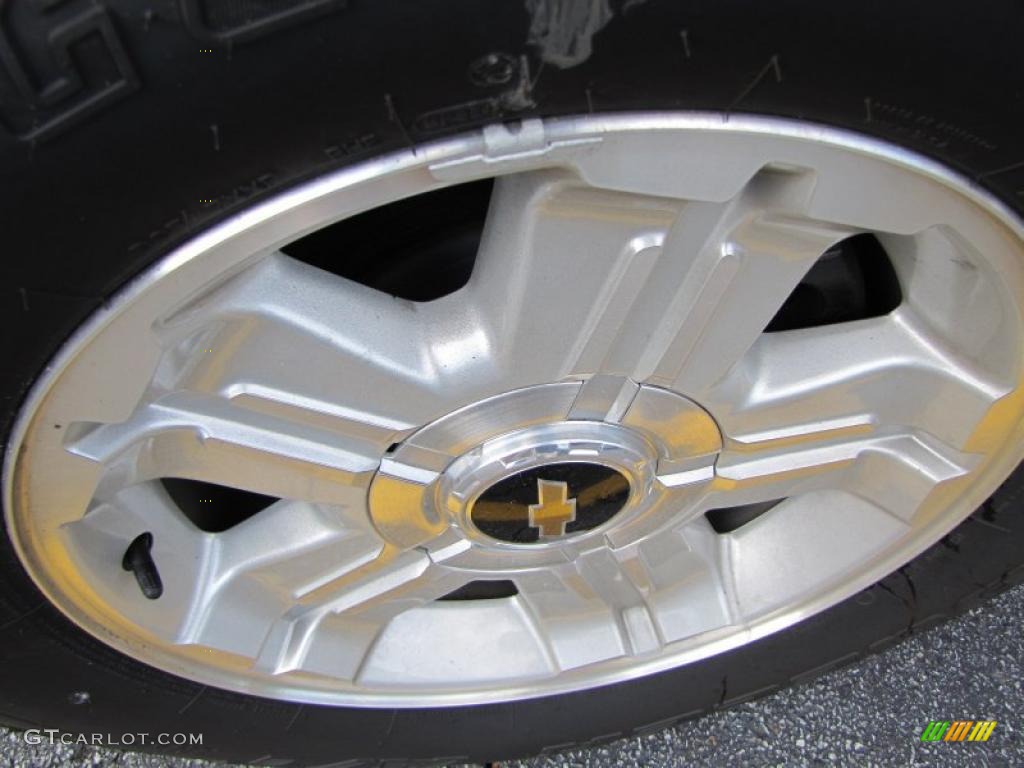 2011 Chevrolet Avalanche Z71 4x4 Wheel Photos