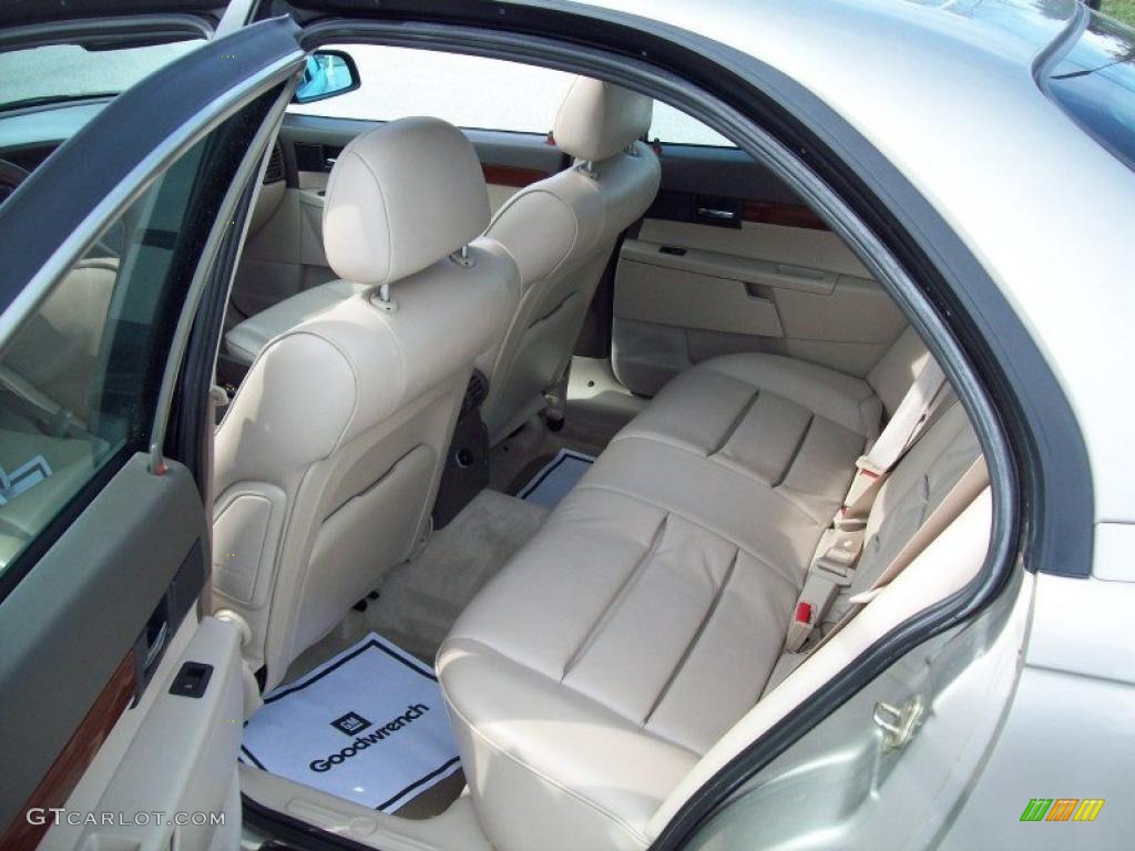 Neutral Interior 2000 Cadillac Catera Standard Catera Model Photo #47944515