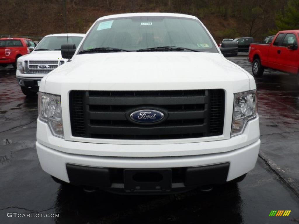 Oxford White 2011 Ford F150 STX SuperCab 4x4 Exterior Photo #47950374