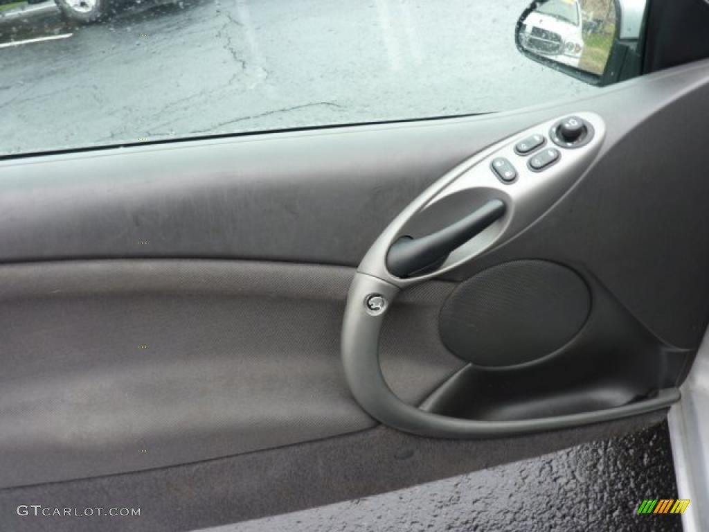 2000 Cougar V6 - Silver Frost Metallic / Graystone photo #11