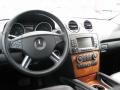 Black - ML 350 4Matic Photo No. 7