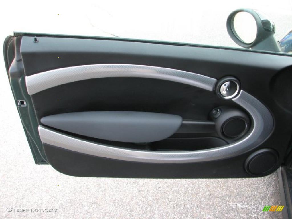 2008 Mini Cooper S Clubman Checkered Carbon Black/Black Door Panel Photo #47954052