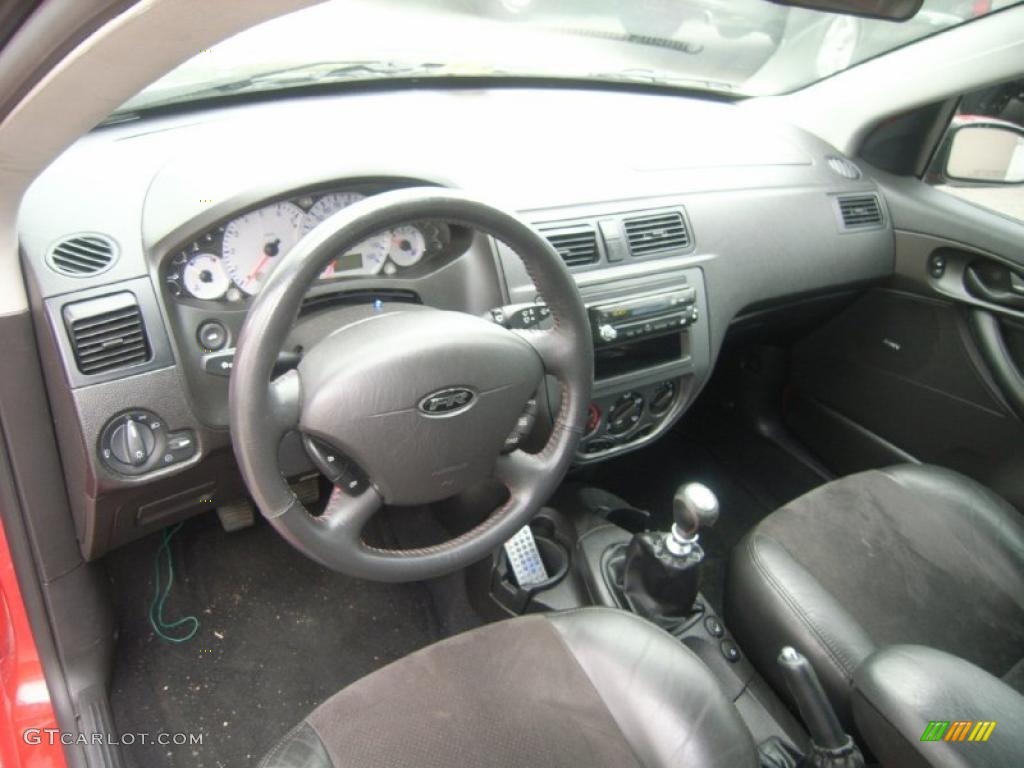 Charcoal/Charcoal Interior 2006 Ford Focus ZX4 ST Sedan Photo #47954502
