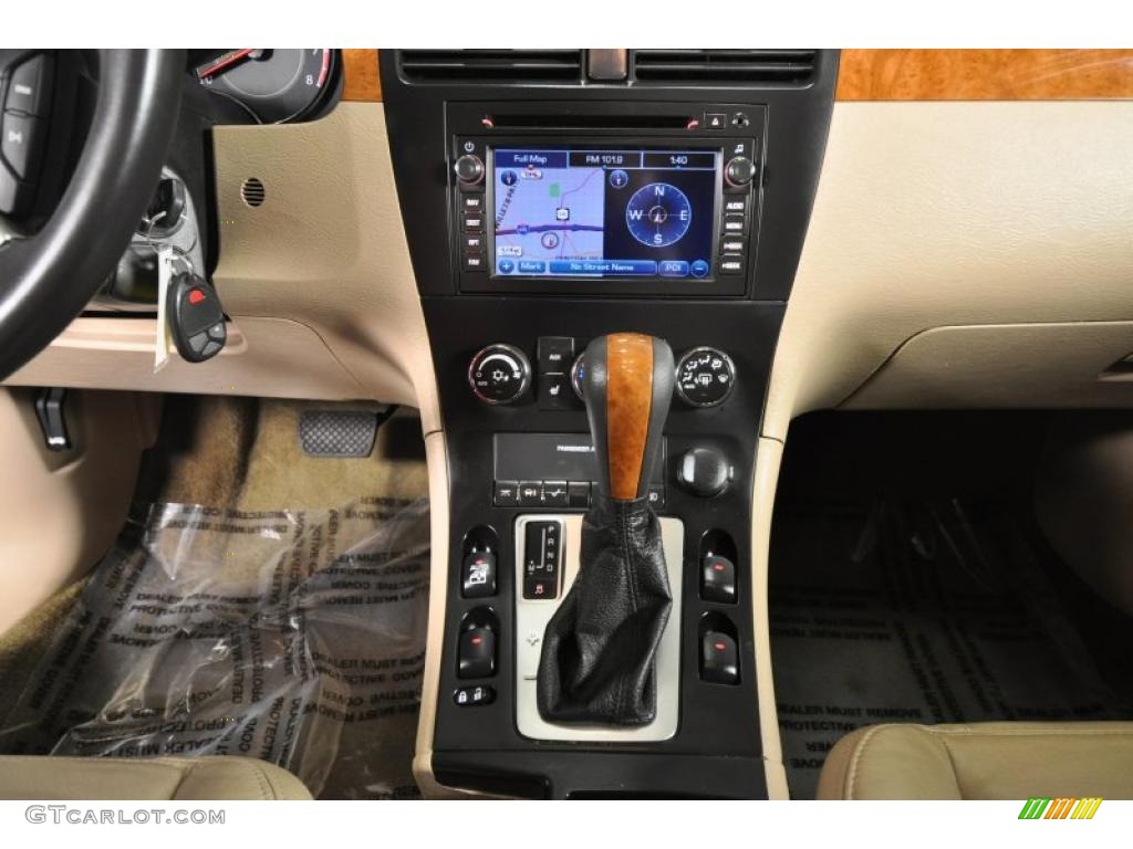 2008 Suzuki XL7 Limited AWD Controls Photo #47956020