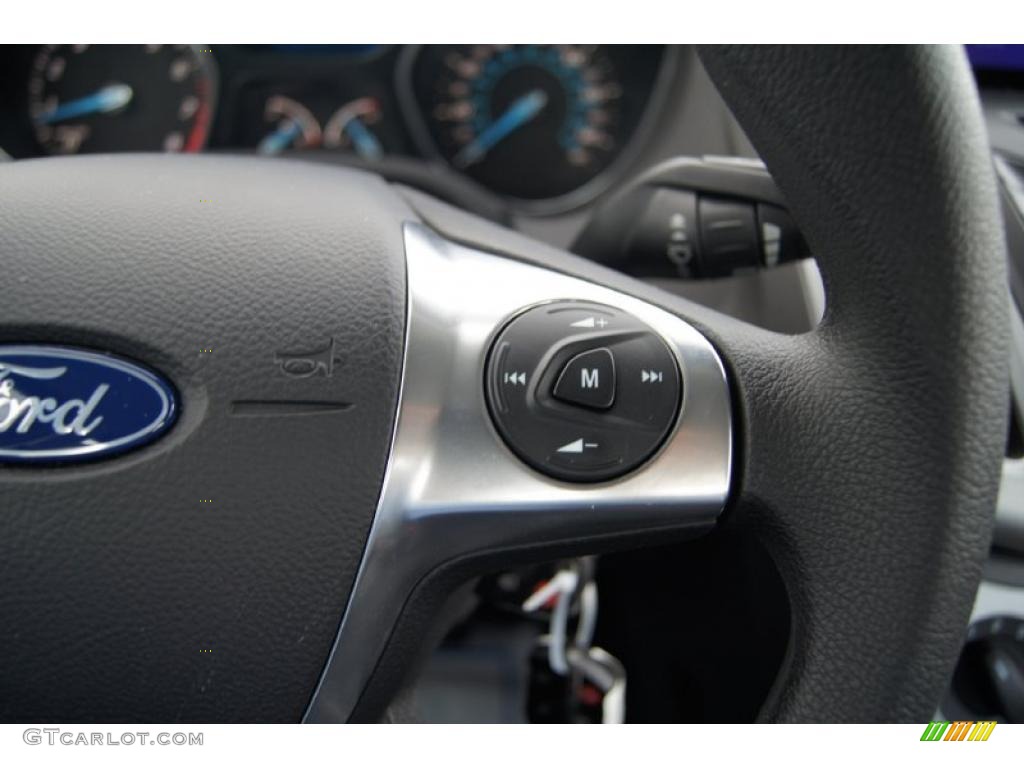 2012 Focus SE Sedan - Blue Candy Metallic / Charcoal Black photo #23