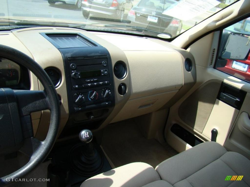 2006 F150 XL Regular Cab - Dark Toreador Red Metallic / Tan photo #18