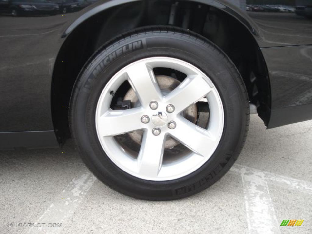 2011 Dodge Challenger R/T Plus Wheel Photo #47958609