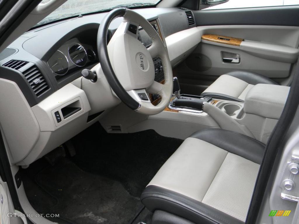 2008 Grand Cherokee Limited 4x4 - Bright Silver Metallic / Dark Slate Gray/Light Graystone photo #5