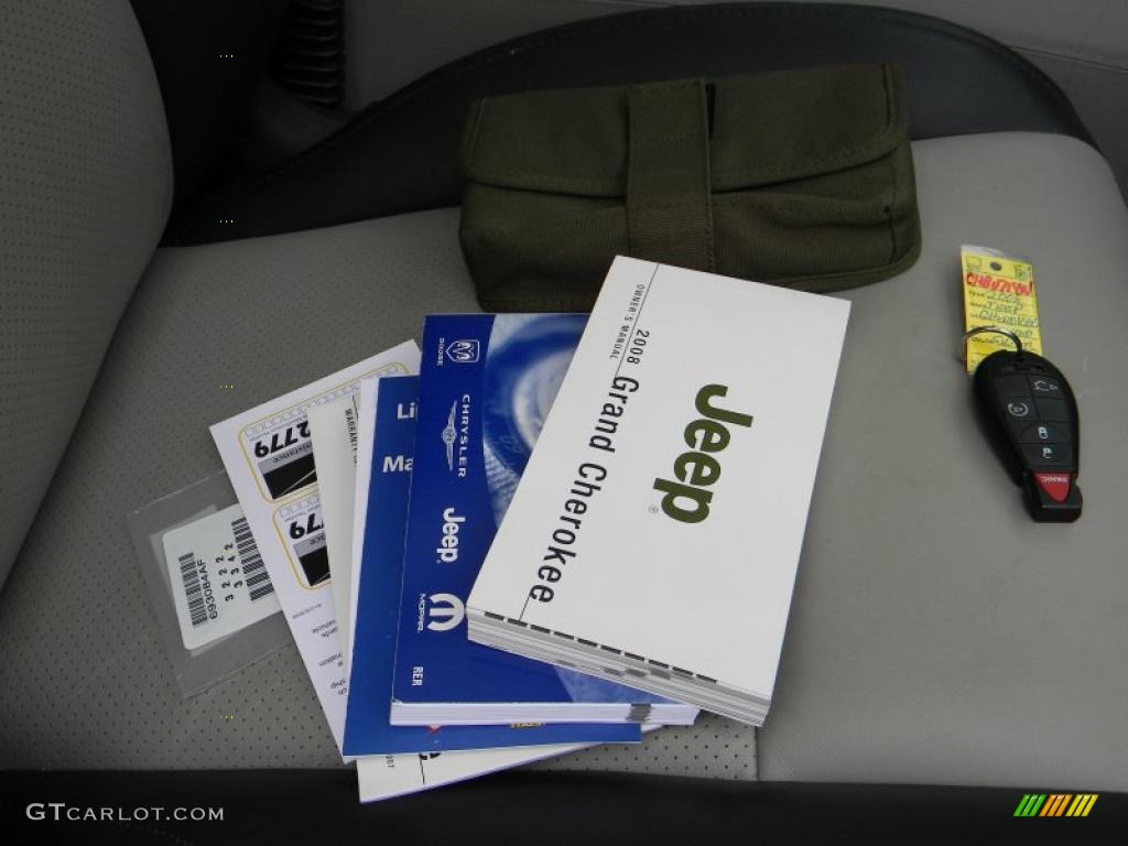 2008 Grand Cherokee Limited 4x4 - Bright Silver Metallic / Dark Slate Gray/Light Graystone photo #17