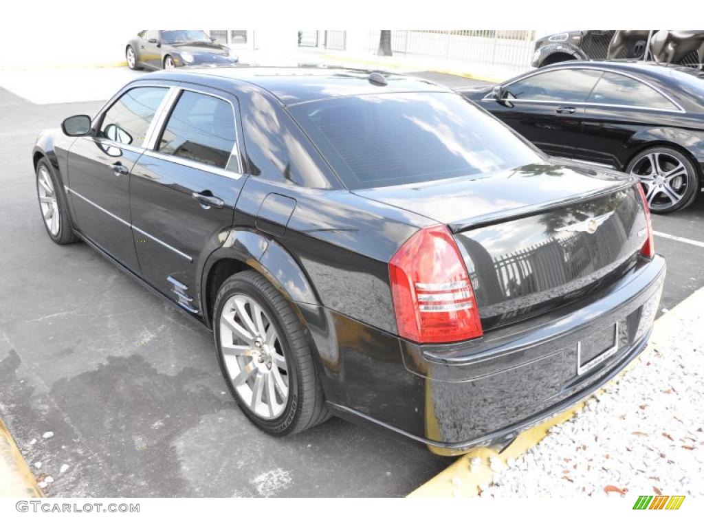 Brilliant Black Crystal Pearl 2005 Chrysler 300 C SRT-8 Exterior Photo #47960106