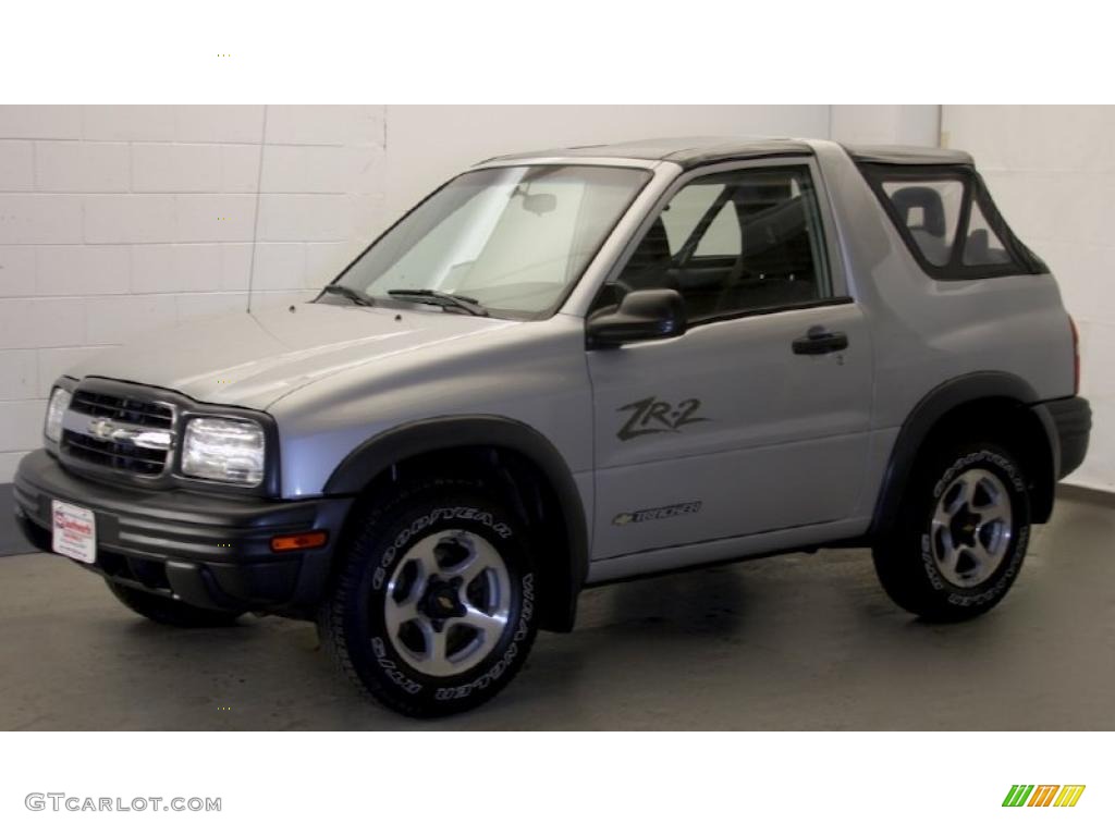 2002 Tracker ZR2 4WD Convertible - Silver Metallic / Medium Gray photo #3