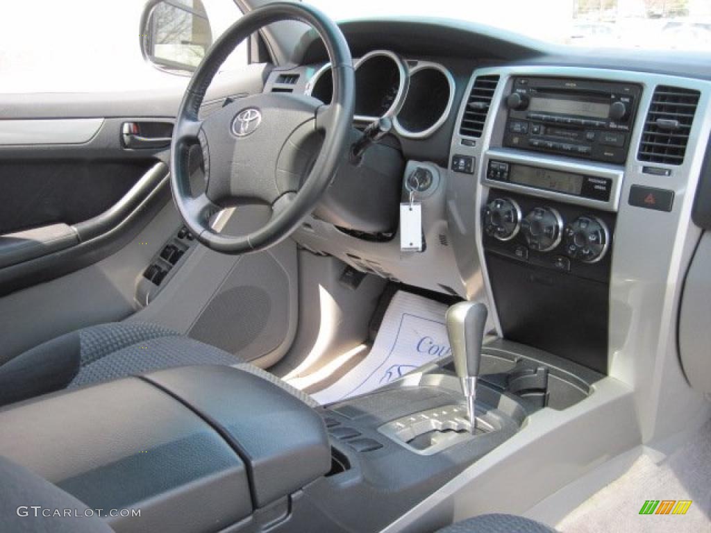 Dark Charcoal Interior 2005 Toyota 4Runner Sport Edition Photo #47961198