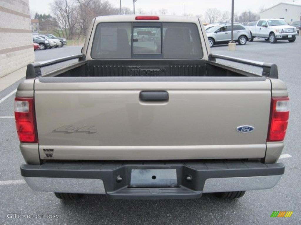 2005 Ranger XLT SuperCab 4x4 - Arizona Beige Metallic / Ebony Black photo #8