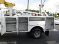1999 Oxford White Ford F350 Super Duty XL Regular Cab Chassis Utllity Bucket  photo #7