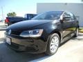 Black - Jetta SE Sedan Photo No. 3